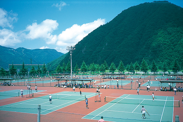 湯沢中央公園 スポーツ施設 湯沢町観光まちづくり機構公式hp 越後湯沢観光navi